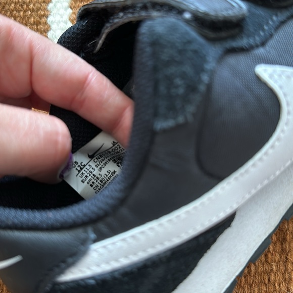 EUC Nike waffle sneakers - Picture 5 of 5